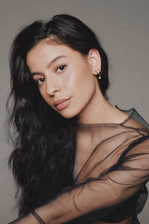 Izabella Alvarez as Ronnie Anne (voice) in The Casagrandes Movie