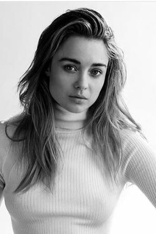 Hannah Kasulka as Rachel in Playing God