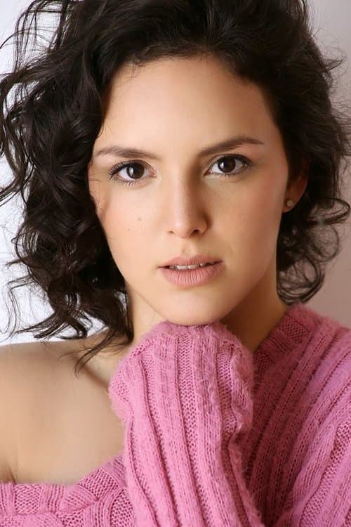 Mariana Cabrera as Ema in Ready to Mingle