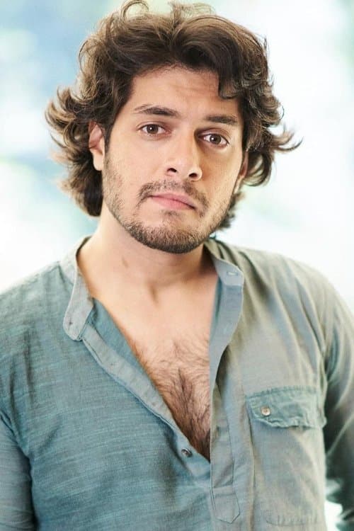 Junaid Khan as Karsan Das Mulji in Maharaj