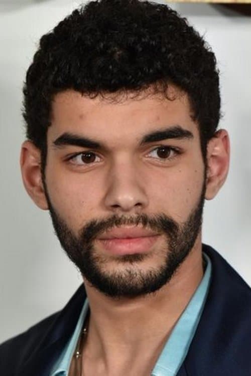 Sami Outalbali as Ahmed Ouannas in A Tale of Love and Desire