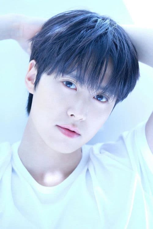 Gong Myoung as Han Yun-seok in Love Untangled