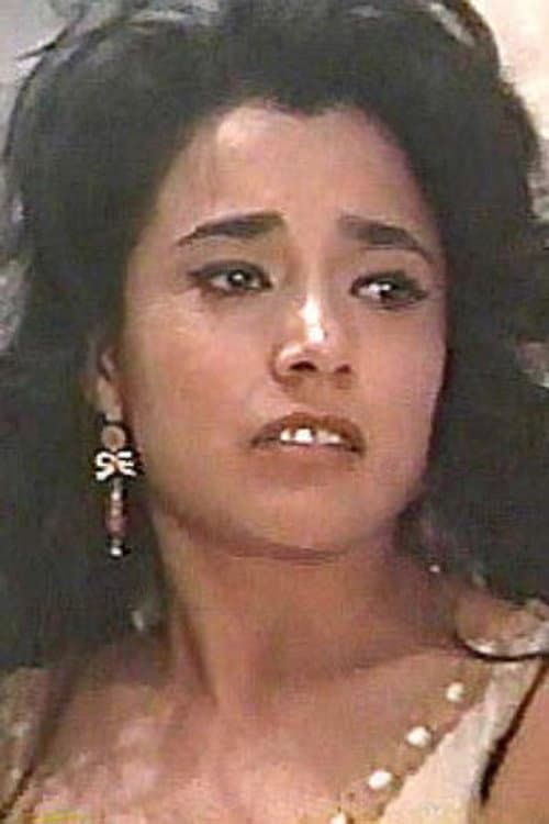Sonia Amelio as Leonor in Tacos al Carbon
