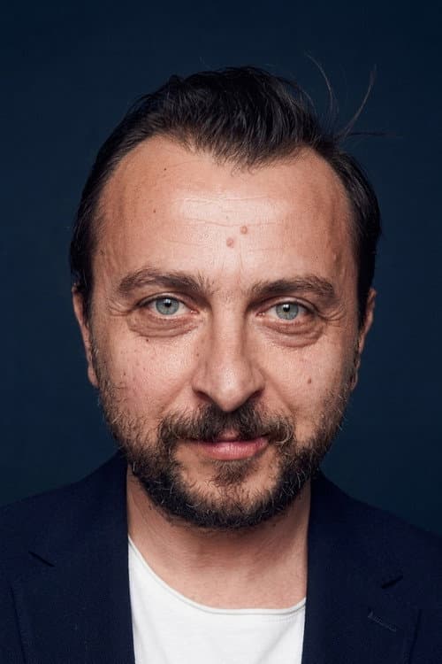 Ali Atay as Ali in Ayla: The Daughter of War