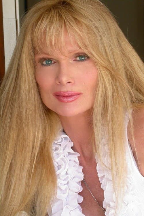Laurene Landon as Molly in ...All the Marbles