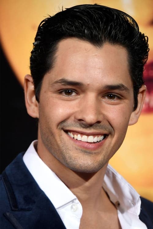 Ricardo Abarca as Renato in Don't Blame the Kid