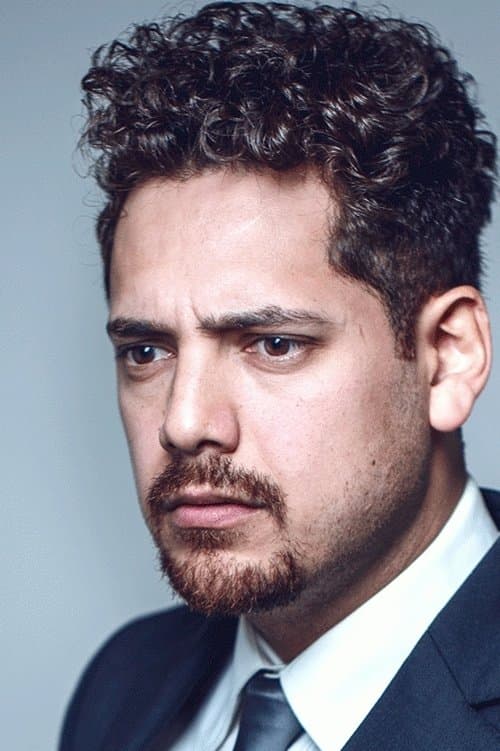 Cesar Ramos as Fito in 4 Moons