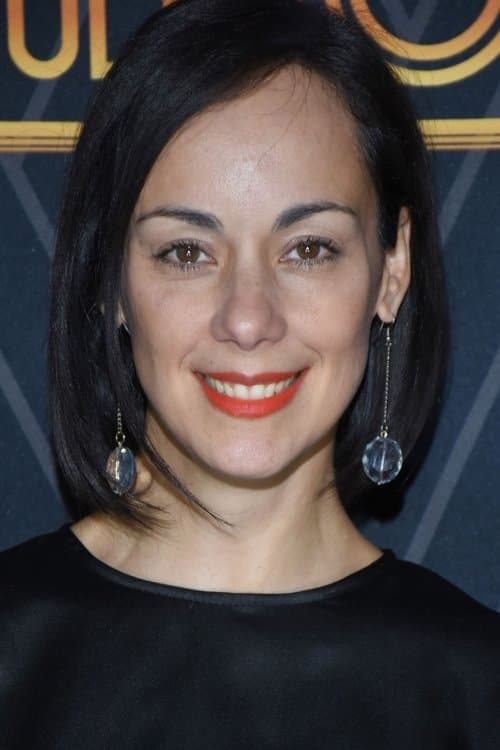 Gabriela de la Garza as Lucila in Ready to Mingle