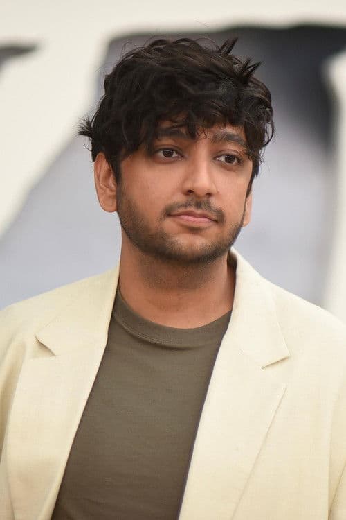 Nik Dodani as Rohan in The Parenting