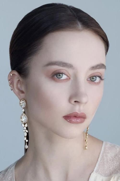 Anastasia Shevtsova as Polina in Polina