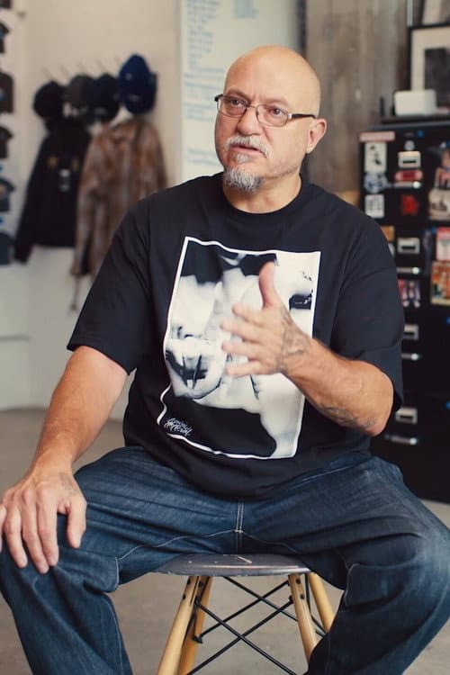 Estevan Oriol as Self in LA Originals