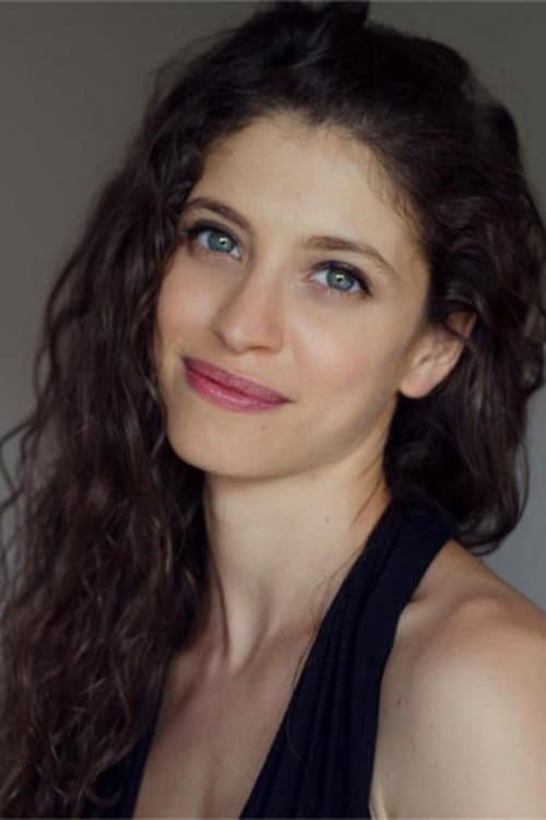 Paula Brasca as Alison in Play Dead
