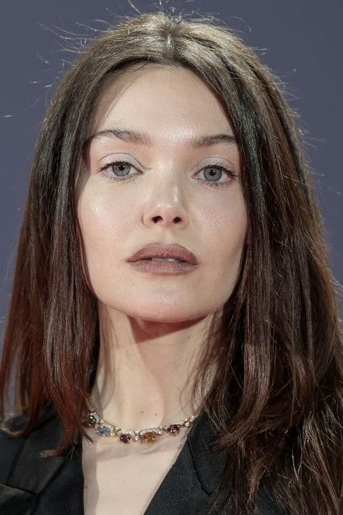 Ana Rujas as La desconocida in The Marked Woman