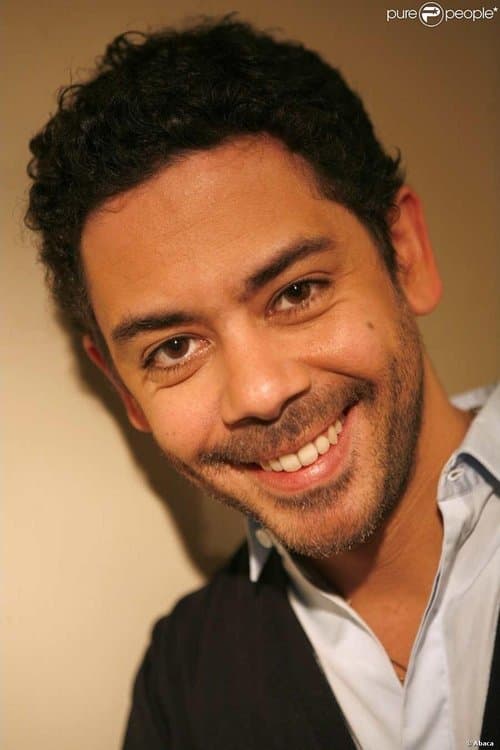 Manu Payet as Antoine in Dad in Training