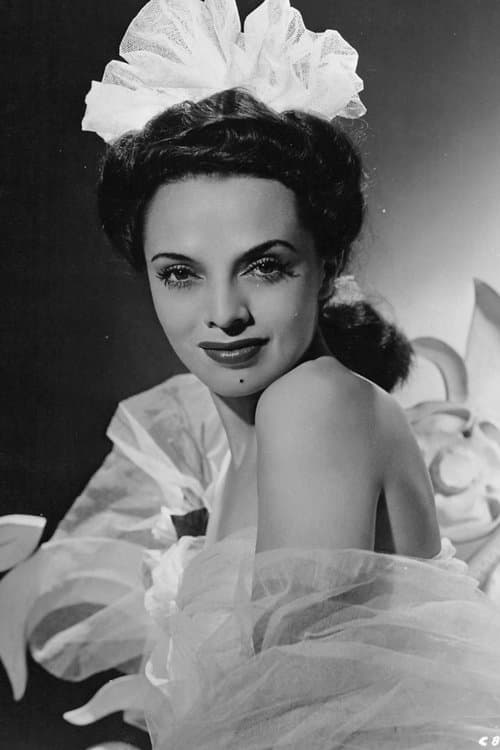 Dora Luz as Singer (voice) in Destino
