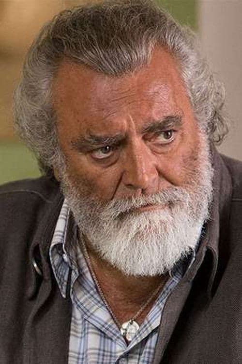 Diego Abatantuono as Il mago di Segrate in Grand Hotel Excelsior