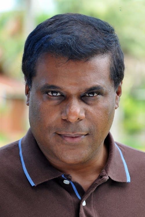 Ashish Vidhyarthi as Jeev in Khufiya
