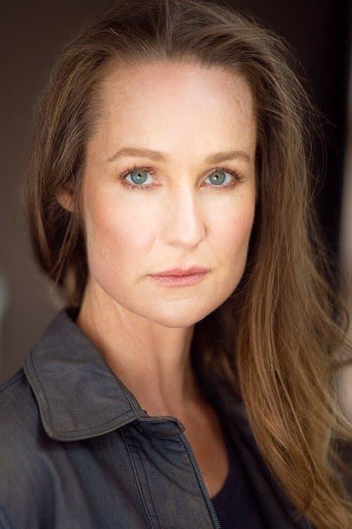 Edwina Wren as Veronica in My First Summer