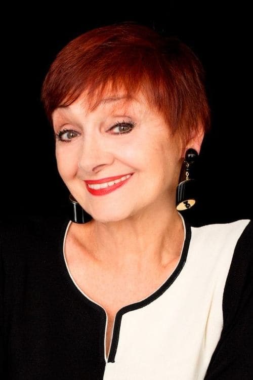 Milena Vukotić as Giovanna Secca (episodio "Il pelo della disgrazia") in Occhio, malocchio, prezzemolo e finocchio