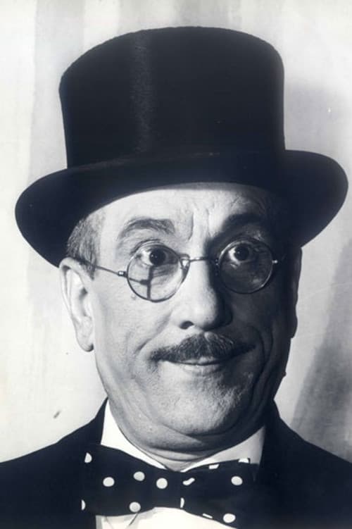 Peppino De Filippo as Giuseppe Mollica in Gli onorevoli