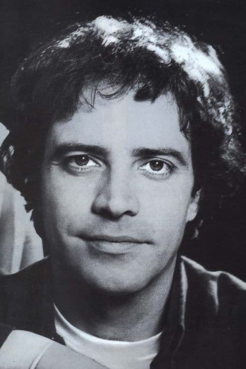 Enrico Montesano as brigadiere Vasco Sacchetti in Piedipiatti