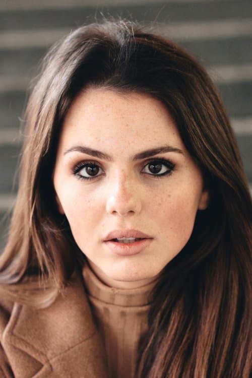 Ruby O. Fee as Ruth Arndt in The Invisibles