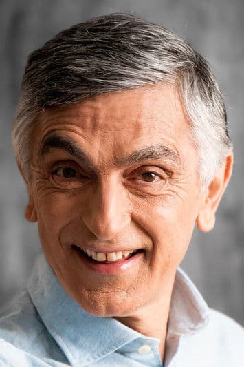Vincenzo Salemme as Antonio in Ho visto le stelle