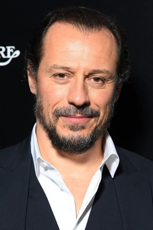 Stefano Accorsi as Arturo in The Goddess of Fortune
