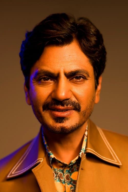 Nawazuddin Siddiqui as Chand Nawab in Bajrangi Bhaijaan