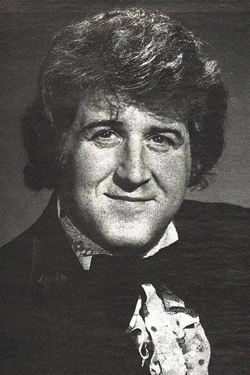 Nick Apollo Forte as Lou Canova in Broadway Danny Rose