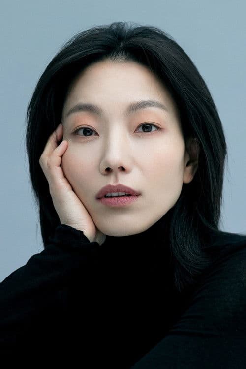 Kim Shin-rock as Choi Hyun-hee in Colony