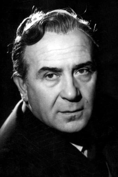 Luigi Pavese as François in Totò le Mokò