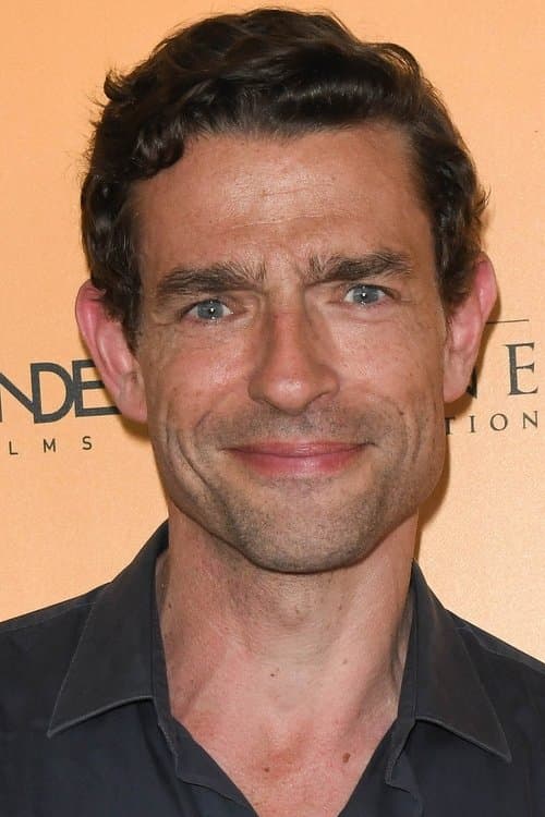 Nicolas Wanczycki as Jeff, Mountain Guide in The Climb