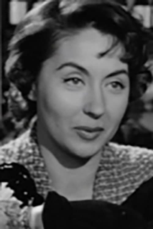 Xenia Valderi as Linda in Red Desert