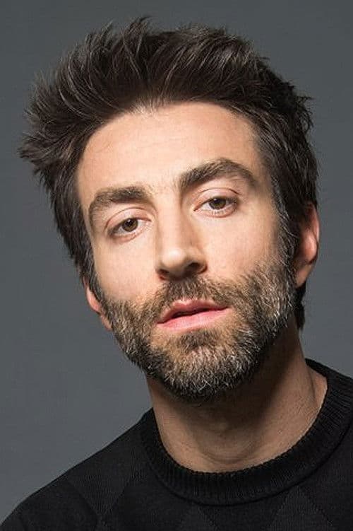 Rodrigo Pandolfo as Juliano in My Mom Is a Character 2