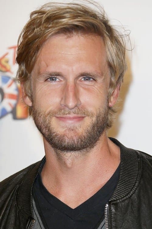 Philippe Lacheau as GrΓ©gory Van Huffel in Alibi.com