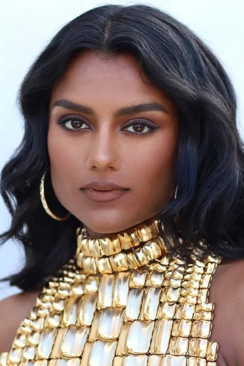 Simone Ashley as Rose (voice) in 10 Lives