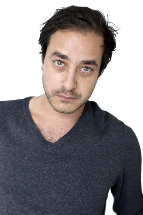 Andrés Almeida as Eder in Mexican Psycho