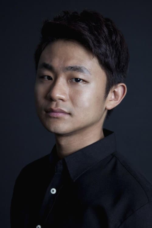 Lee Min-goo as Byun Tae-wan in You Are the Apple of My Eye