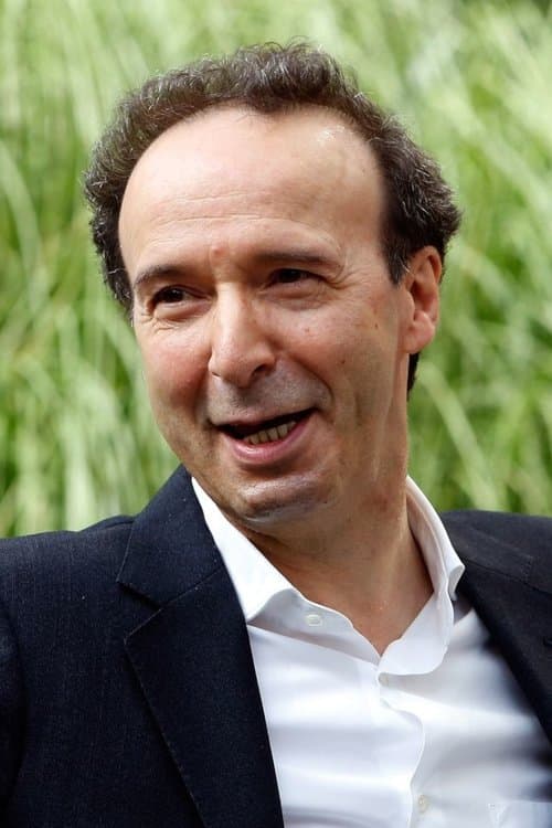 Roberto Benigni as Loris in The Monster