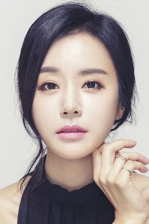 Ban Min-jeong as Eun-ok in Address Unknown