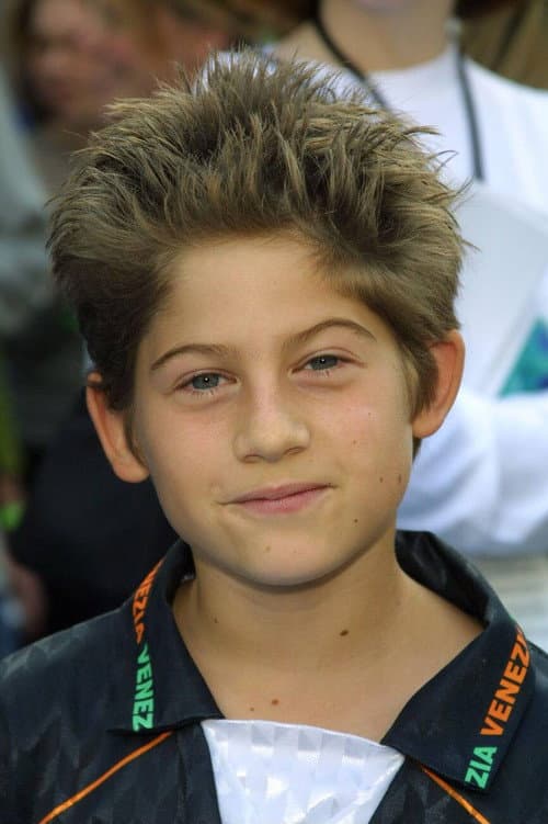 Alex D. Linz as Young Tarzan (voice) in Tarzan