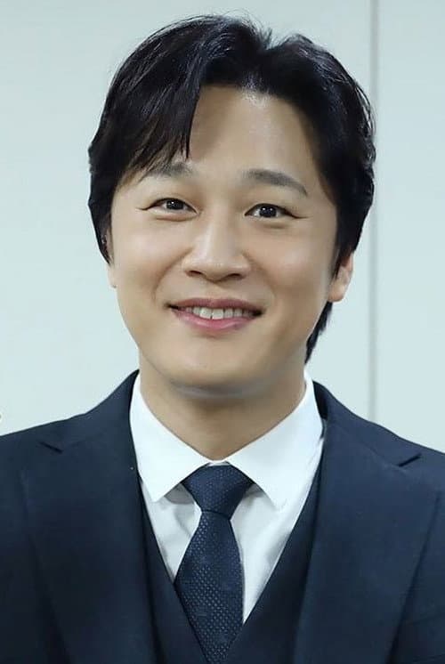 Cha Tae-hyun as Kim Ja-hong in Along with the Gods: The Two Worlds