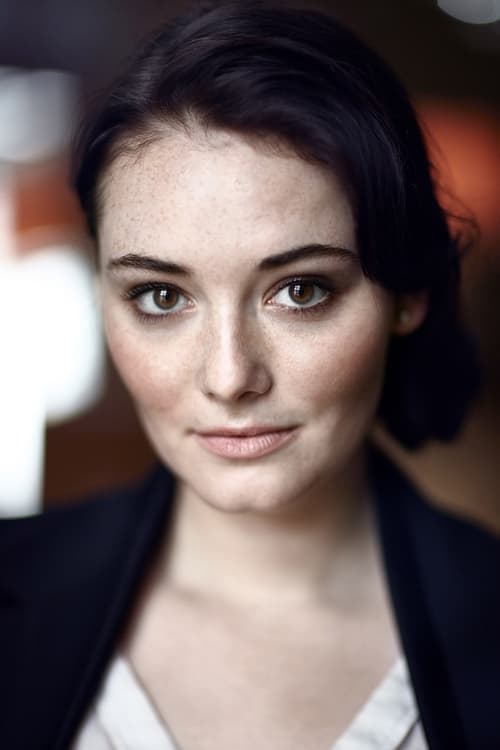 Maria Ehrich as Marie Steinmann in The Glassblower