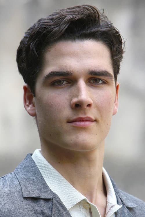 Pierre Boulanger as Anton in God Help the Girl