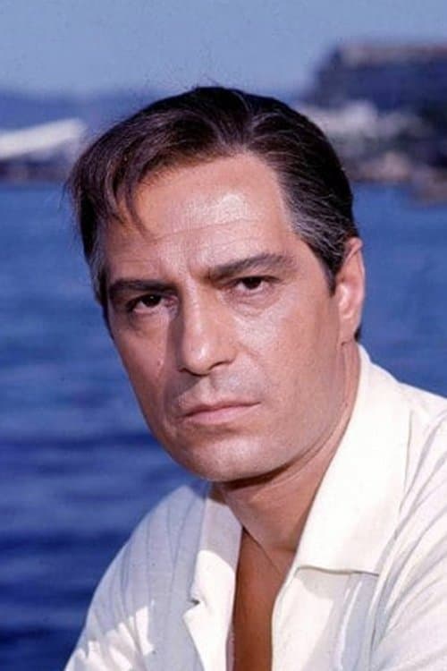 Nino Manfredi as Felicetto de li Caprettari in Goodnight, Ladies and Gentlemen