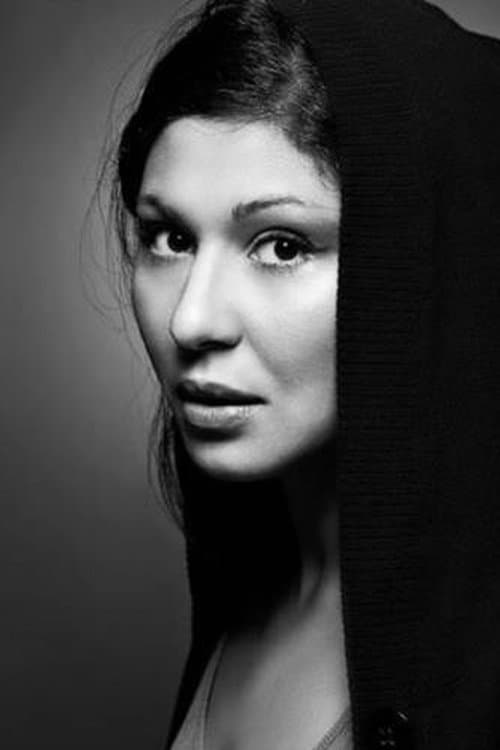 Bahar Pars as Parvaneh in A Man Called Ove
