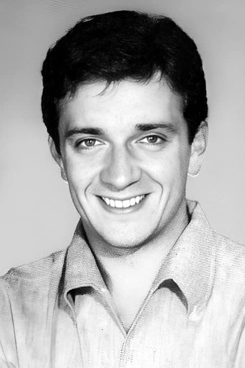 Jean-Pierre Cassel as Jean-FranΓ§ois Jardie in Army of Shadows