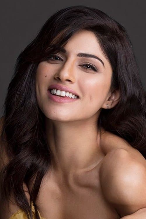 Sapna Pabbi as Gayatri in Bandar