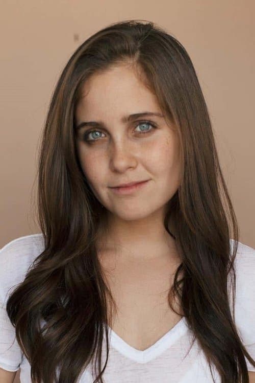 Natasha Dupeyrón as Maria in When I'm Young